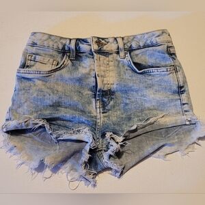 Forever 21 Light Blue Distressed Stone Wash Jean Shorts, 27